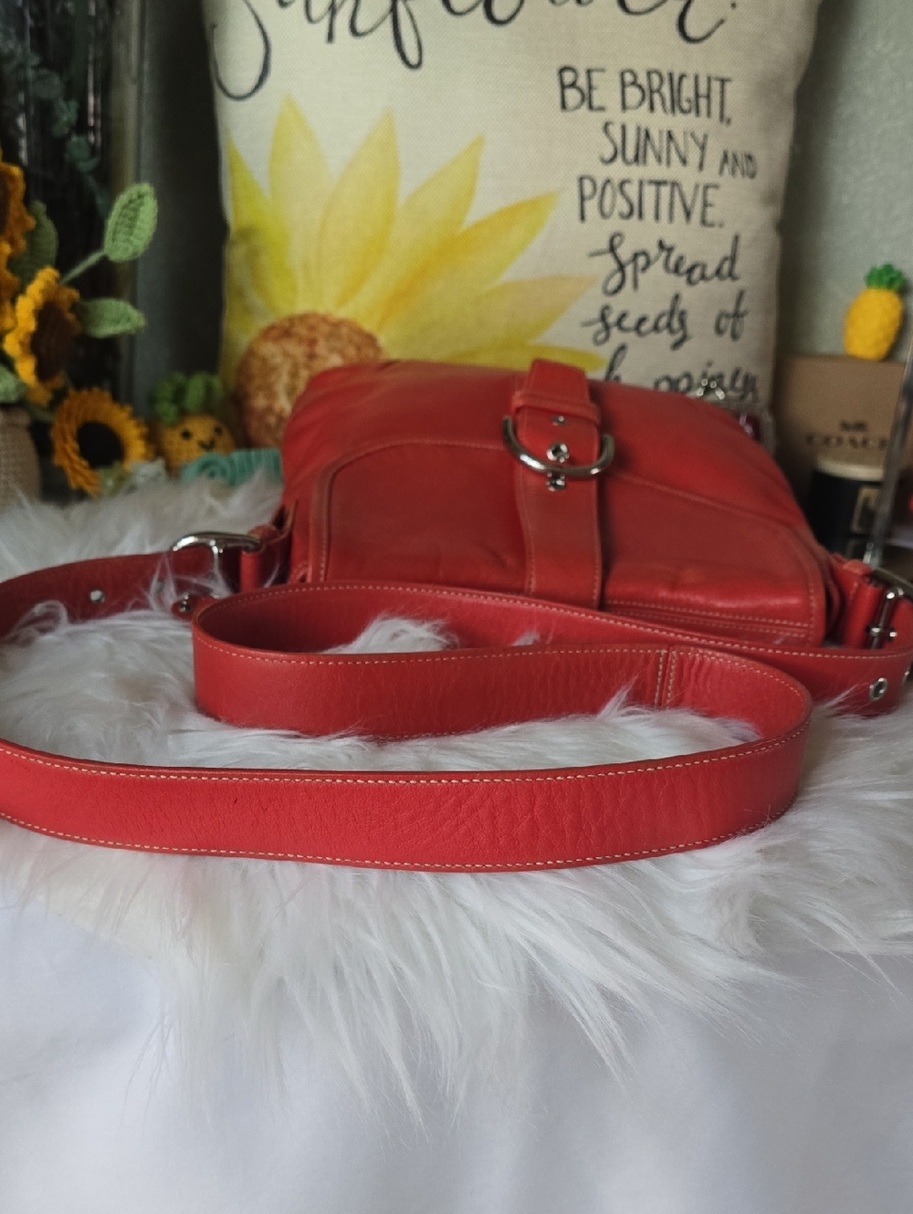 Coach Soho y2k G3S -8480 Orangy RED  Vintage Messenger Style Crossbody - Picture 16 of 16
